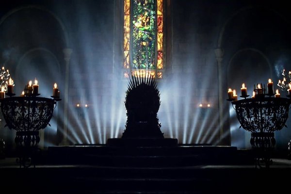 trono