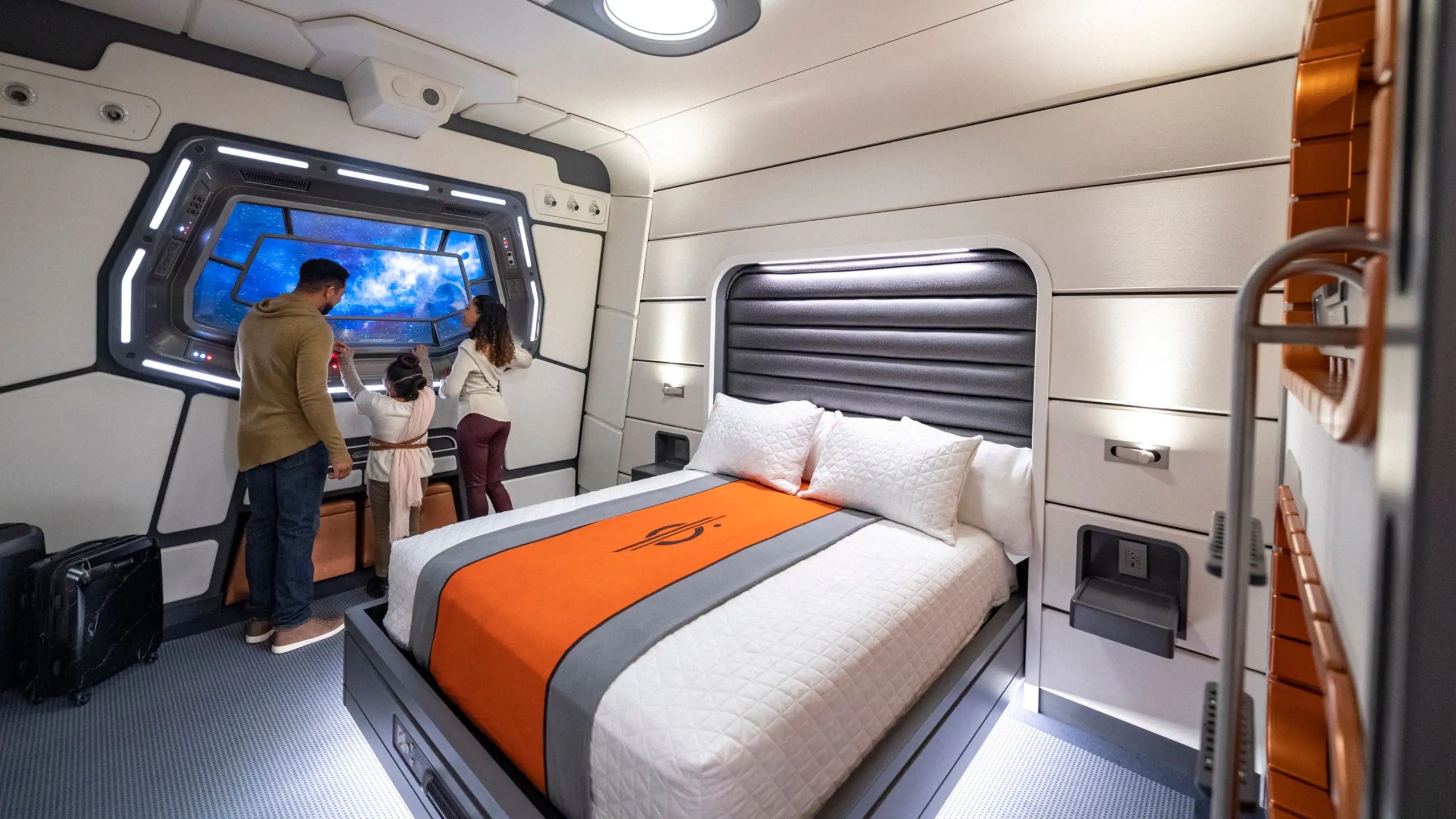 Star_Wars_Hotel.jpeg